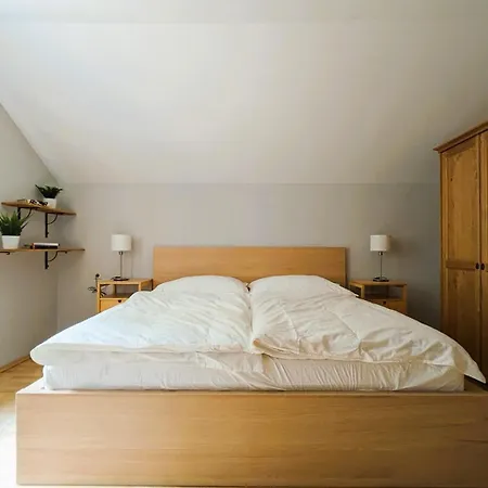 Am Berg & بيت للعطل *