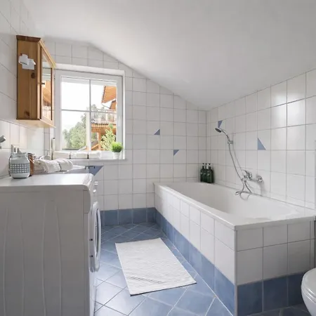 Dom wakacyjny Am Berg &